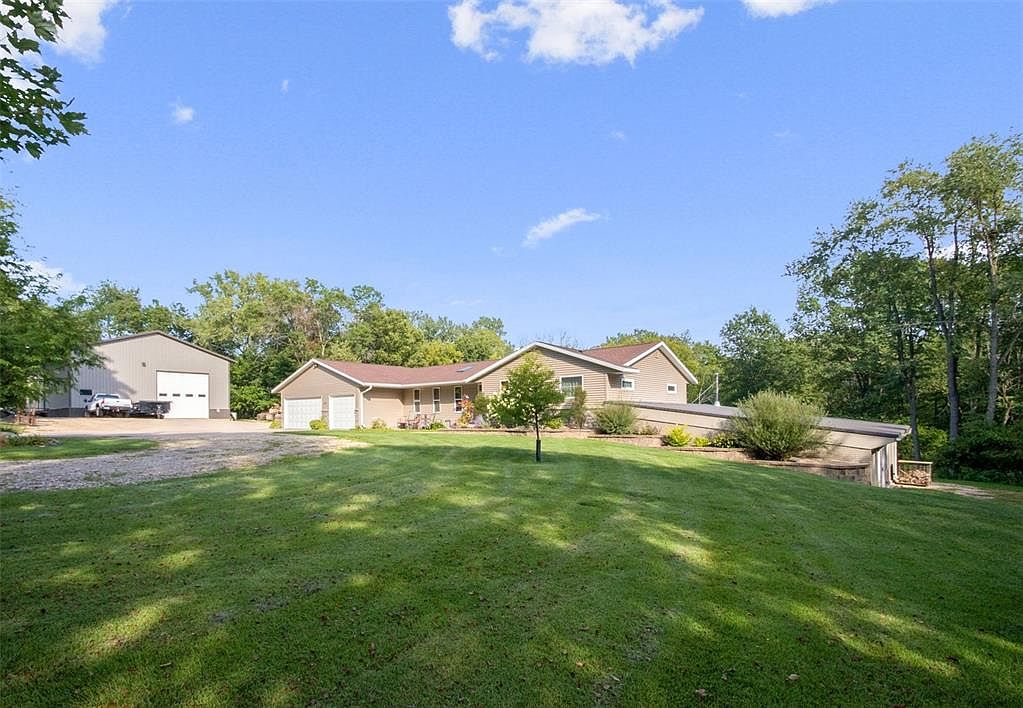 1576 Bramblewood Dr NE, Solon, IA 52333 Zillow