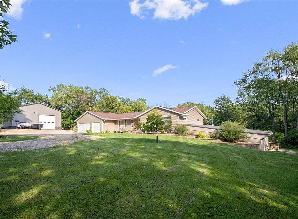 1st image of 1576 Bramblewood Dr NE