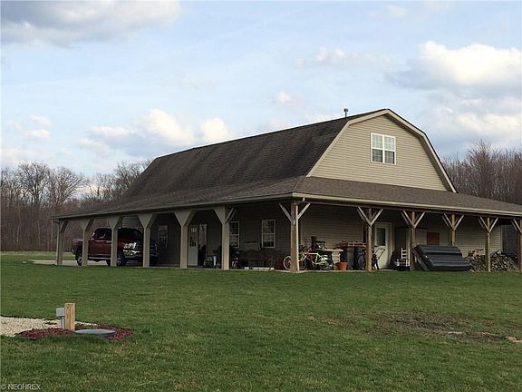 3rd image of 3186 Pioneer Way