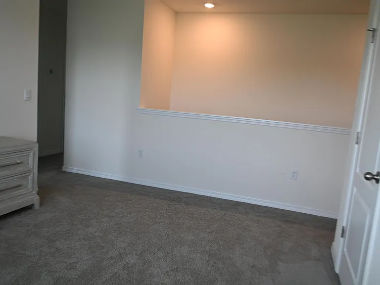 1341 Middle Lake Dr — Photo 22