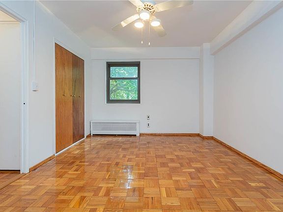 5th image of 2120 33rd Ave #3C
