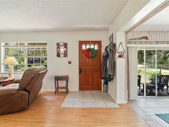 2nd image of 1084 SE 165th Ave