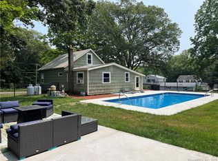 329 Horse Pond Rd, Madison, CT 06443