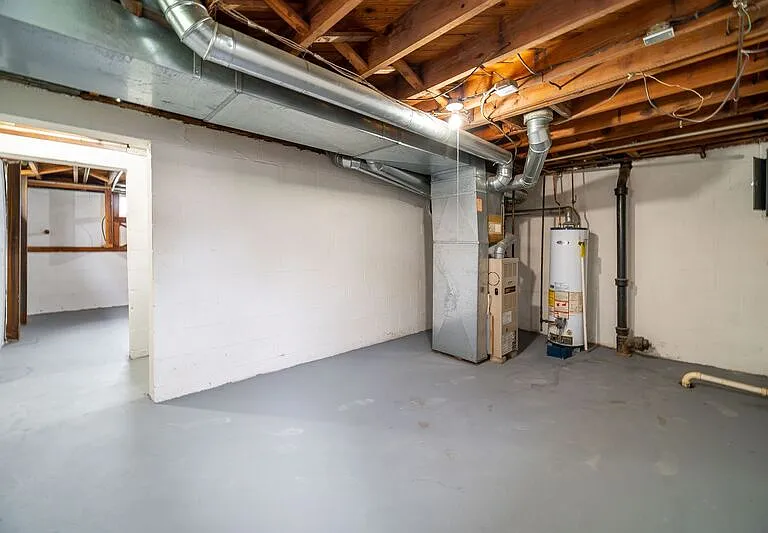 2912 Ruhl Ave — Photo 18