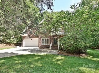 443 Hillcrest Dr, Harrisburg, NC 28075