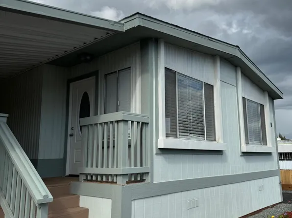 720 E Worth Avenue #36, Porterville, CA 93257