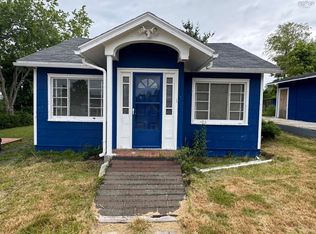 42 Highland Dr, New Glasgow, NS B2H 4C5