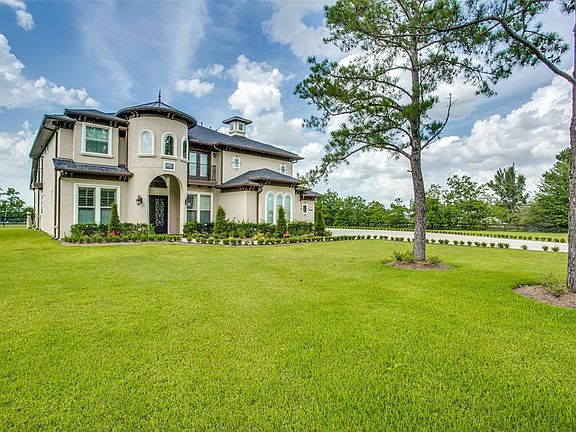 3rd image of 28344 Rose Ln
