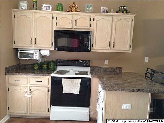 5th image of 5471 Kayla Dr