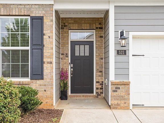 2nd image of 521 Open Air Ln