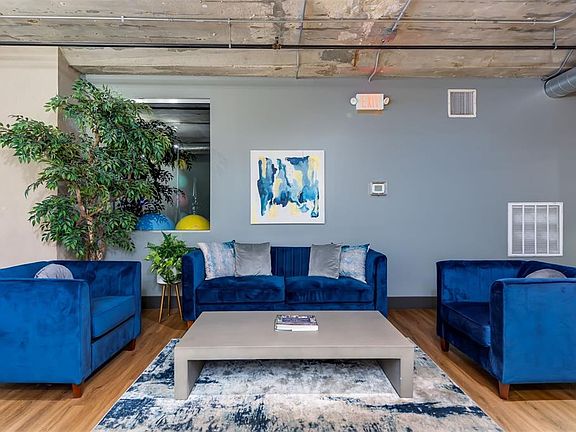 4th image of 4100 Forest Park Ave APT 323