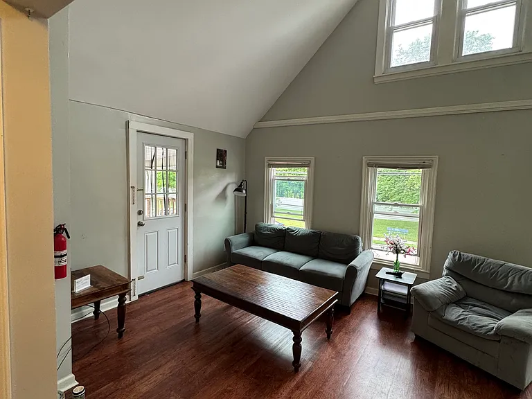 60 Conklin Ave #2 — Photo 34