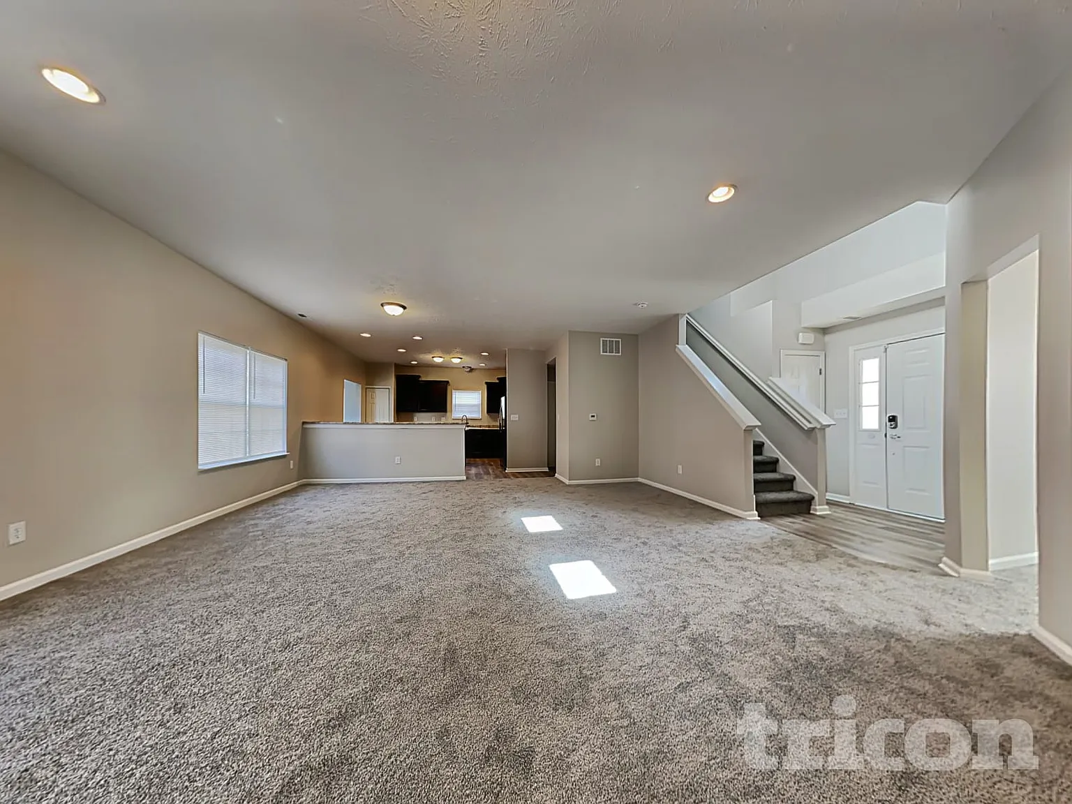 1818 Twelve Oaks Drive Shelbyville IN — Photo 2