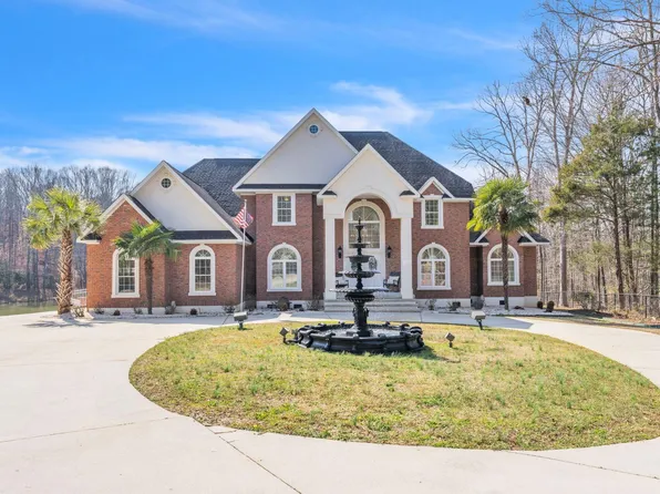 109 Brandon Dr, Hodges, SC 29653