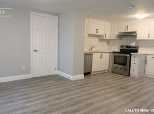 1484 Evangeline Dr #2, Oshawa, ON L1J3S9
