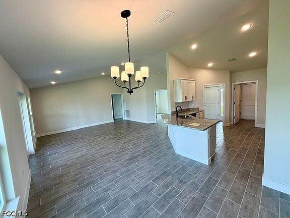 5th image of 3908 NW 34th Ave