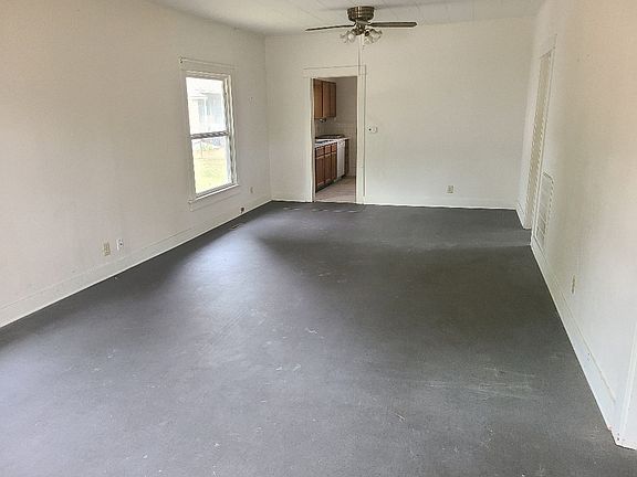 2nd image of 209 W Vine Ave