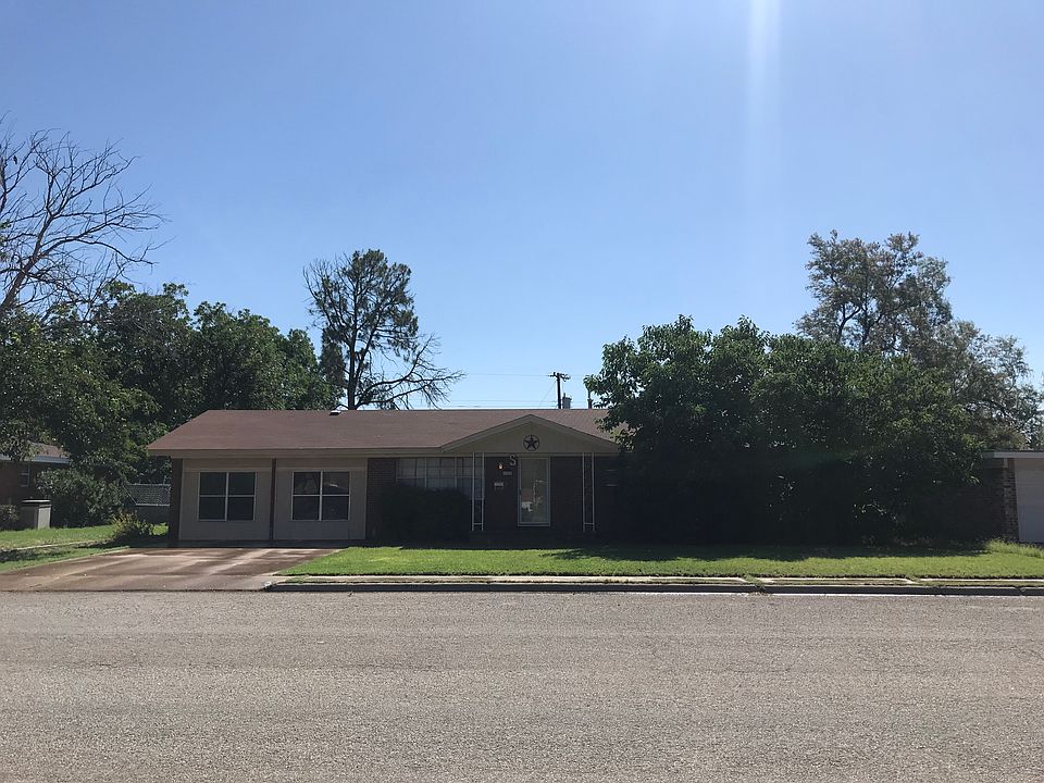 1st image of 1302 S Harry Ave