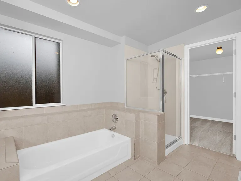 10708 NE 107th Pl — Photo 18