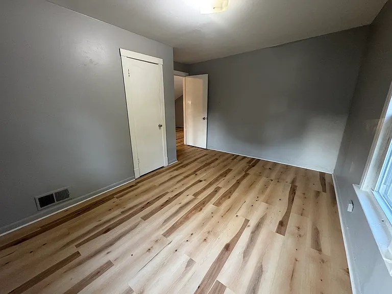 2030 Dodge Ave #2 — Photo 14