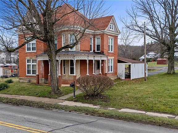4th image of 804 W Mahoning St