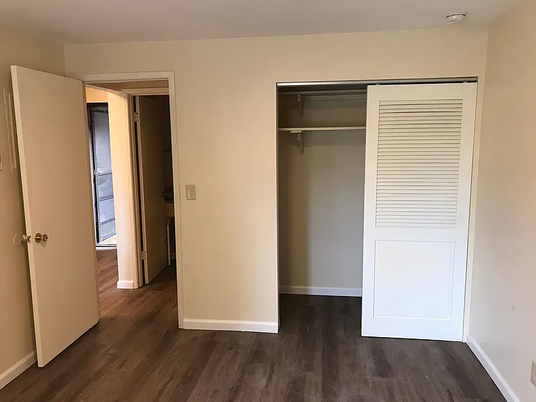 445 SW 156th St — Photo 10