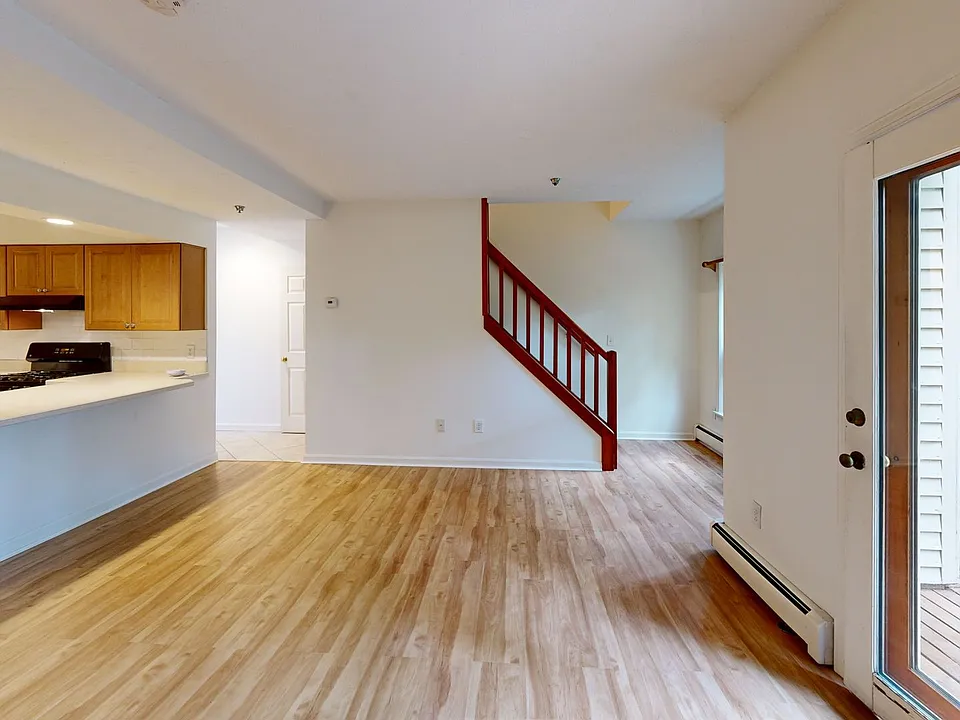 40 Wolf Rd #44