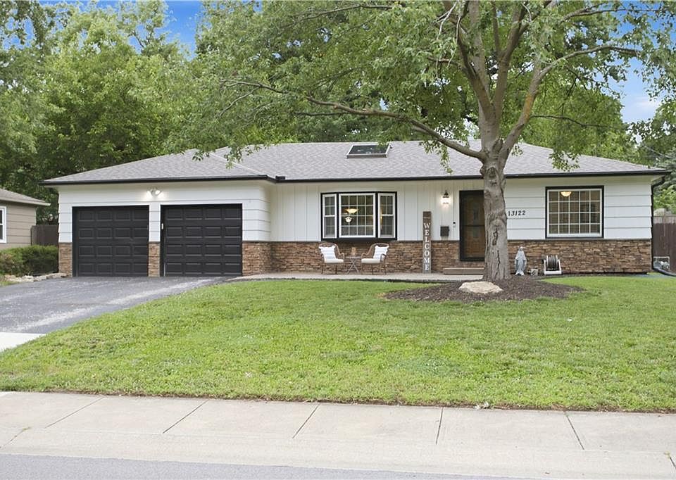 1st image of 13122 Logan Ln