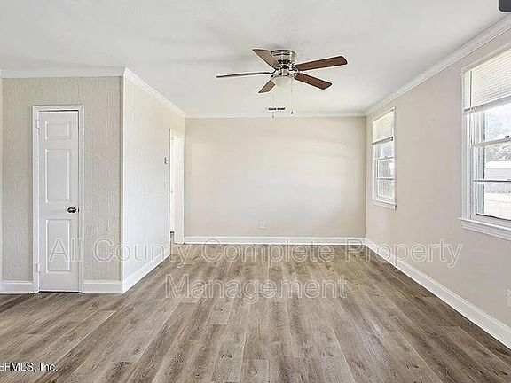 4th image of 5463 Marcia Cir