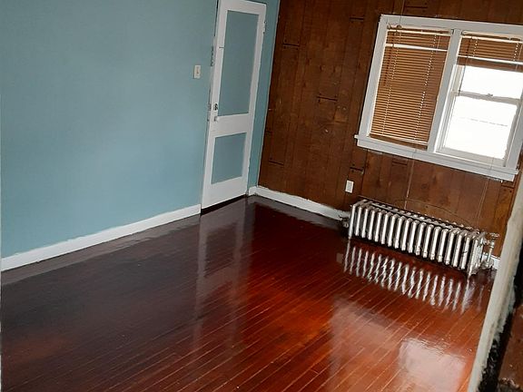 Very spacious living room.