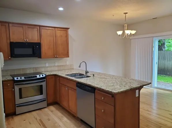 211 Silver St, Silverton, OR