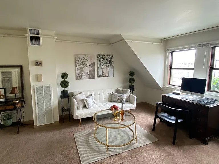 716 Washington Pl — Photo 34
