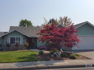 965 NW Cooke Ave, Grants Pass, OR