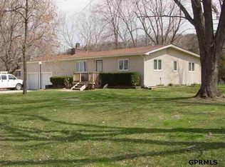 23506 F St, Waterloo, NE 68069