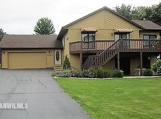 1563 Chadbourne Dr, Davis, IL 61019