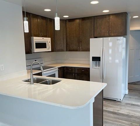 2nd image of 1105 Schley Ave #B