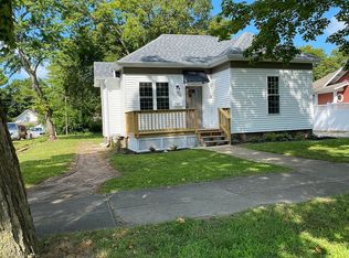 312 N Long St, Shelbyville, IL 62565