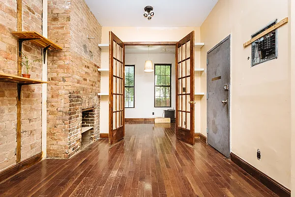 Rented by RBM Management | media 15