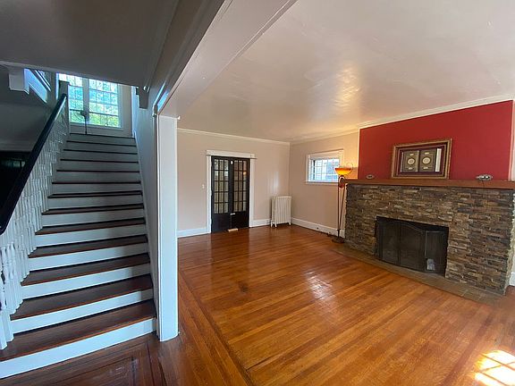 2nd image of 13106 Forest Hill Ave