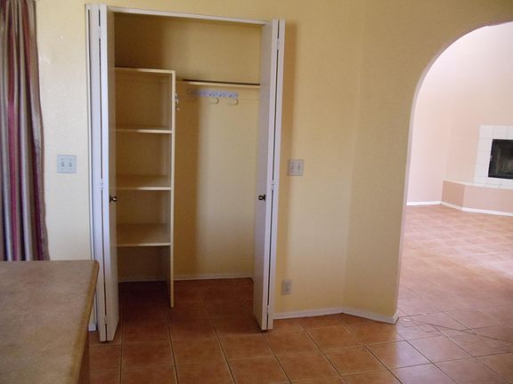 KITCHEN PANTRY