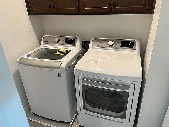 5th image of 6050 W Hartford Ct