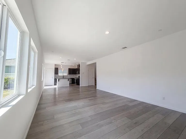 4571 Juneberry Dr — Photo 6