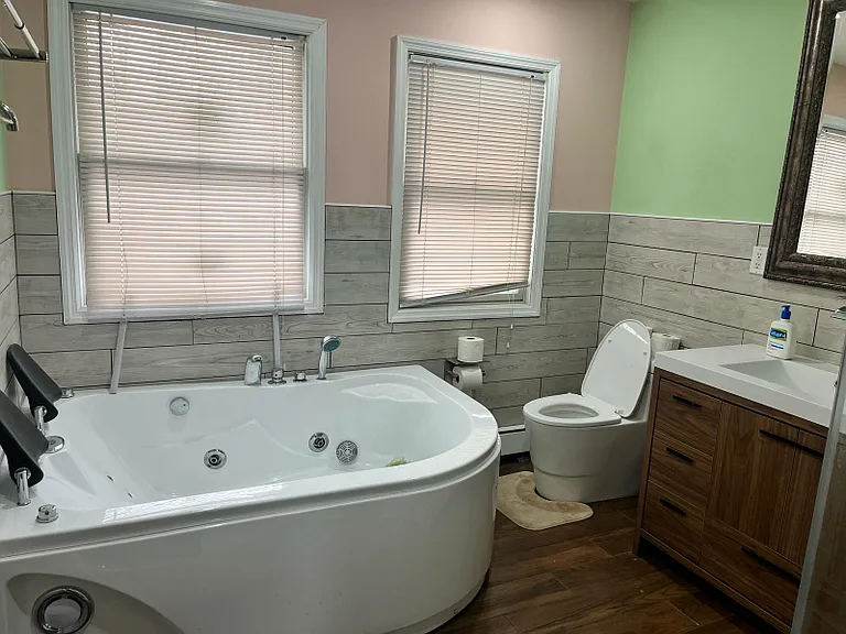 653 Grove Ave — Photo 35