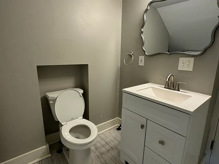 130 West St — Photo 27