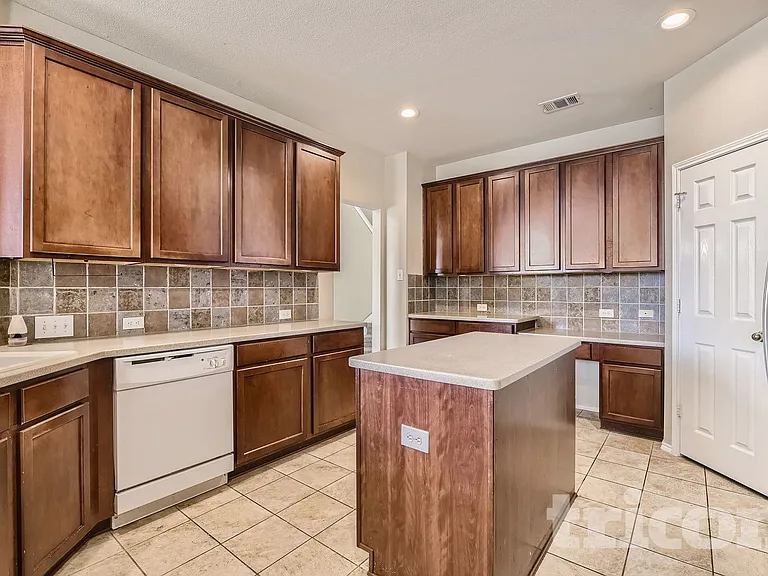 13 Monticello Ct — Photo 20