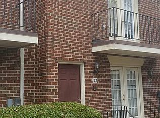 22 Academy Ln, Hampton, VA 23669