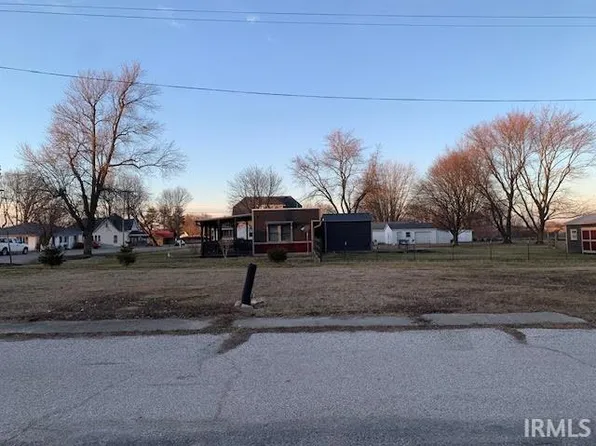 1375A S Bringhurst Rd, Bringhurst, IN 46913