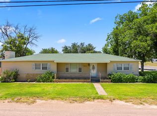 905 SW Ave E, Andrews, TX 79714