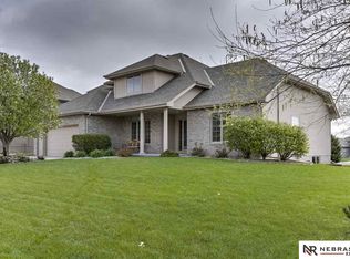 5507 N 163rd St, Omaha, NE 68116