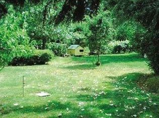 4051 Takilma Rd, Cave Junction, OR 97523